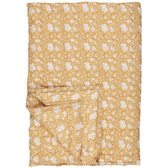 Quilt Annika mustard w/white flowers