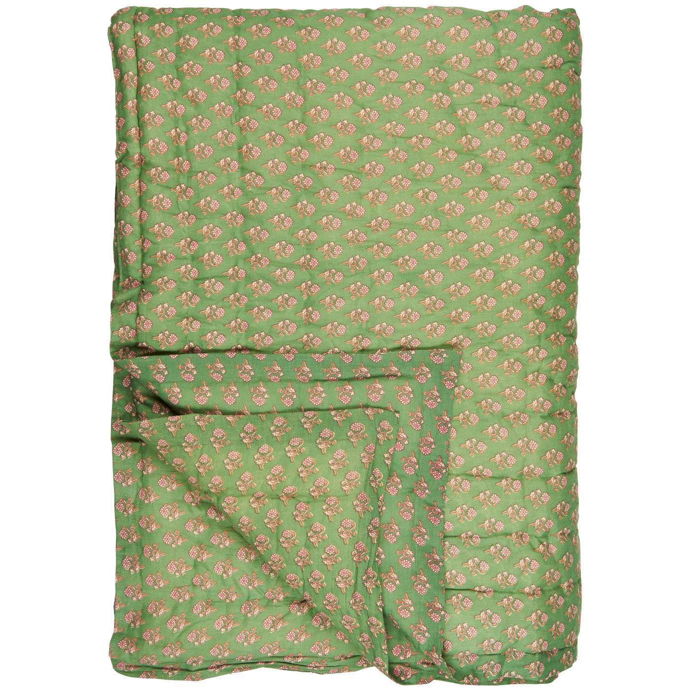 Quilt Charlotte green w/pink flowers