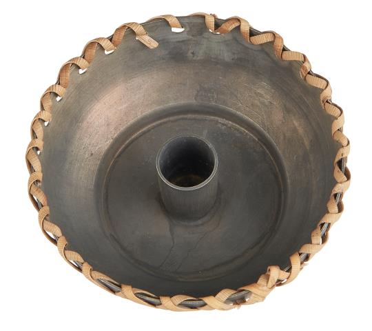 Candle holder f/1.3 cm candle w/braided edge