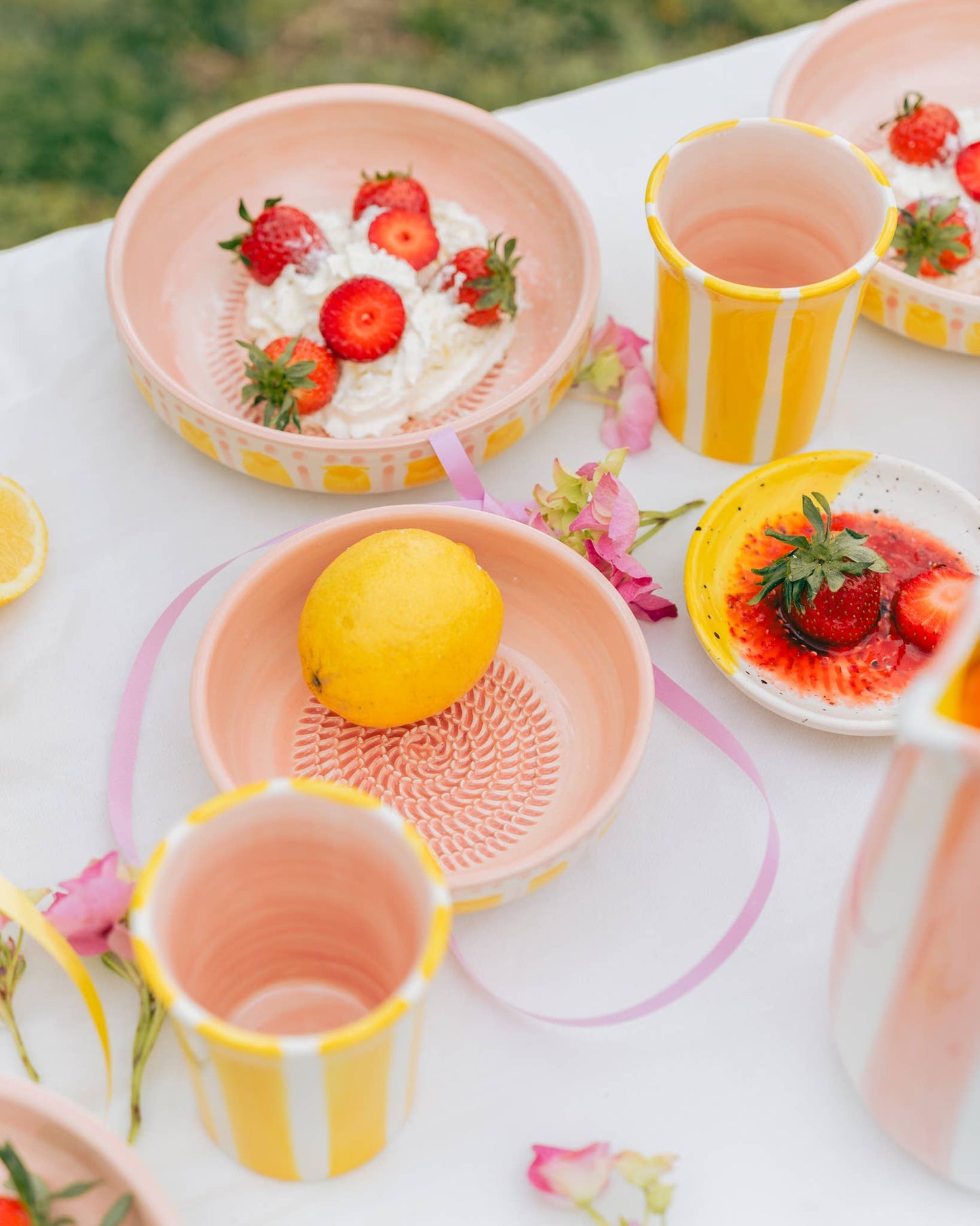 Vintage Pottery Grater Bowl – Pink and Yellow