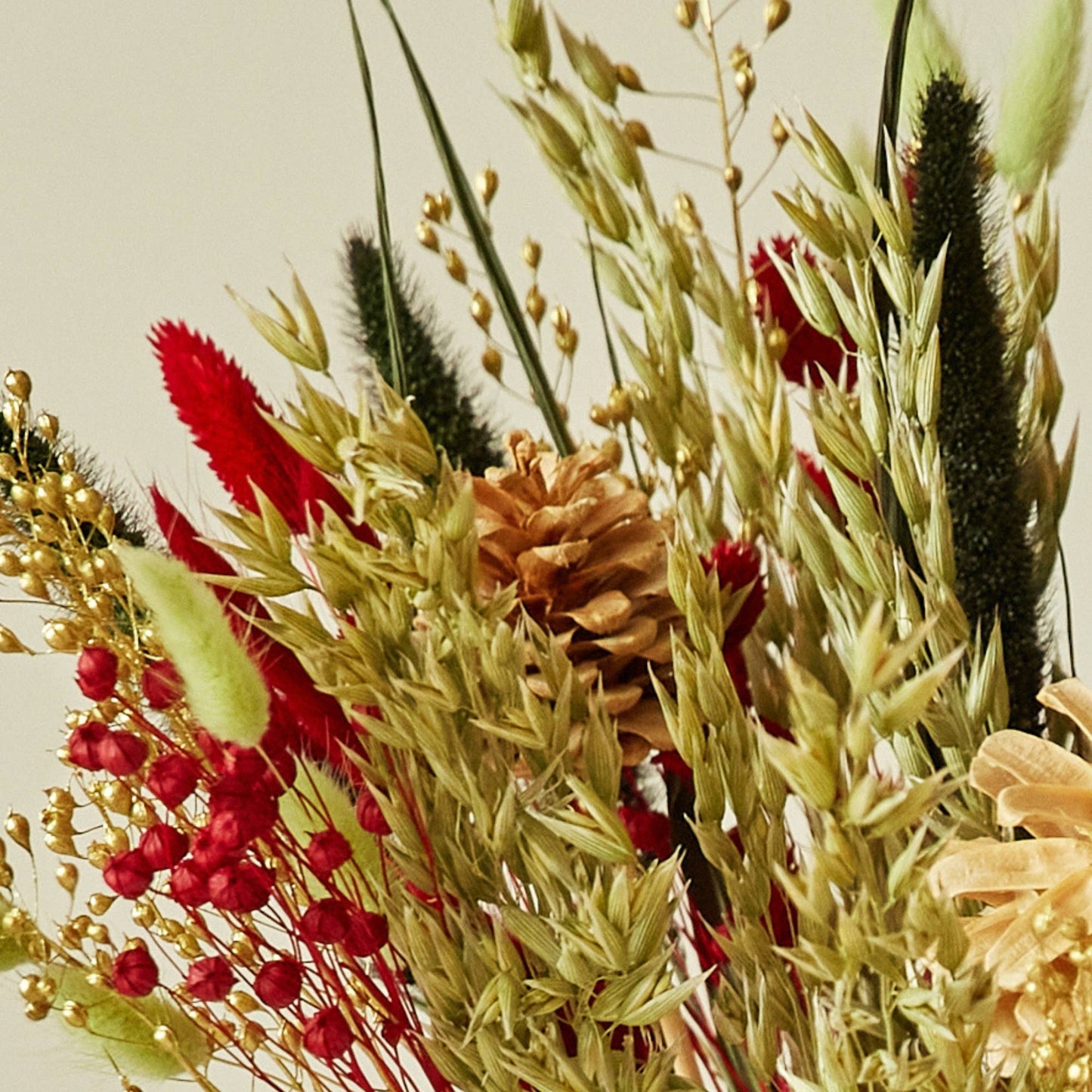Dried Flowers - Classic Christmas Bouquet - Holiday Cheer