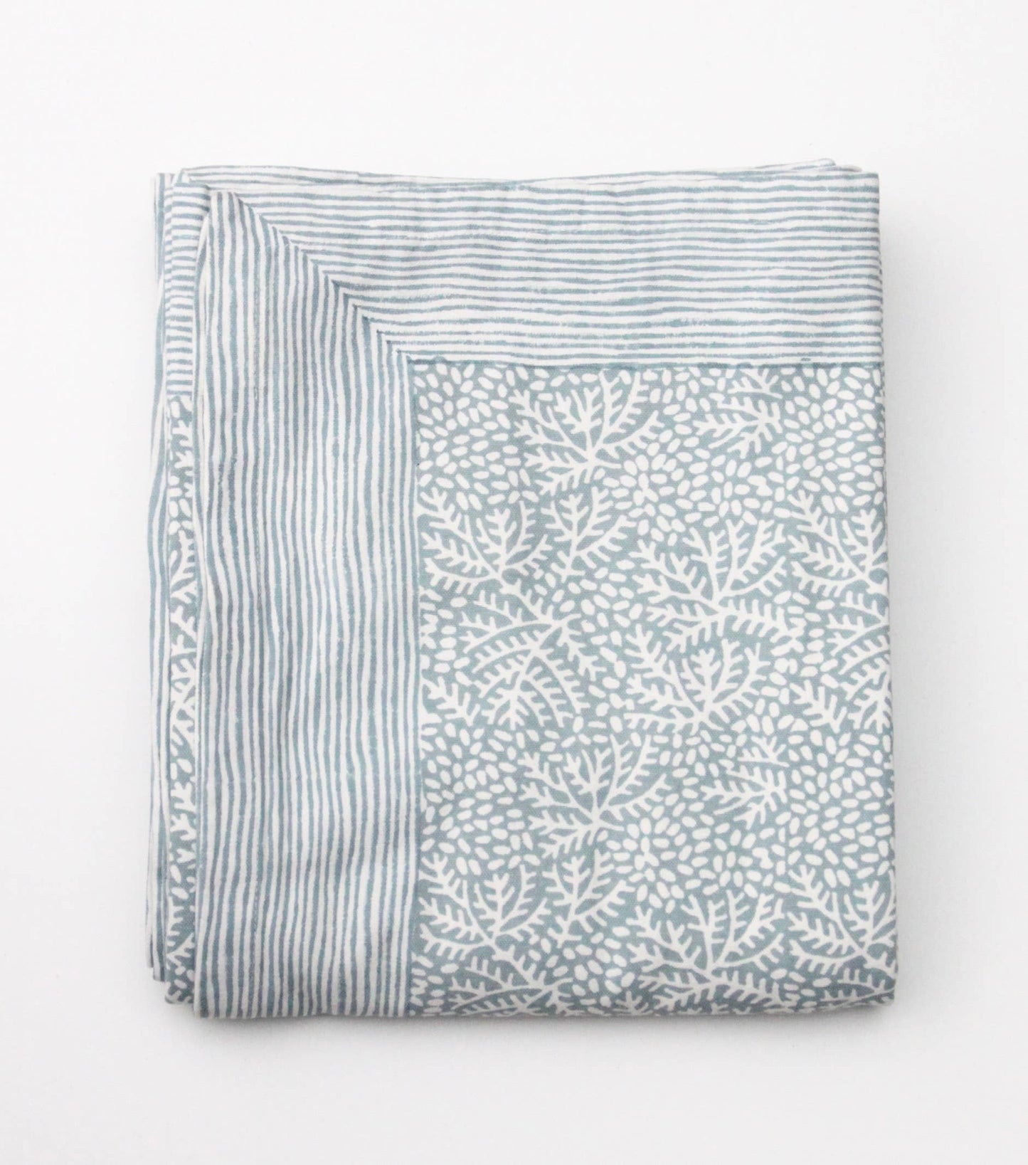 Handblockprinted tablecloth Floral Mineral Green 160 x 270