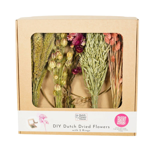 DIY Dutch dried flowers with 2 pink natural rings