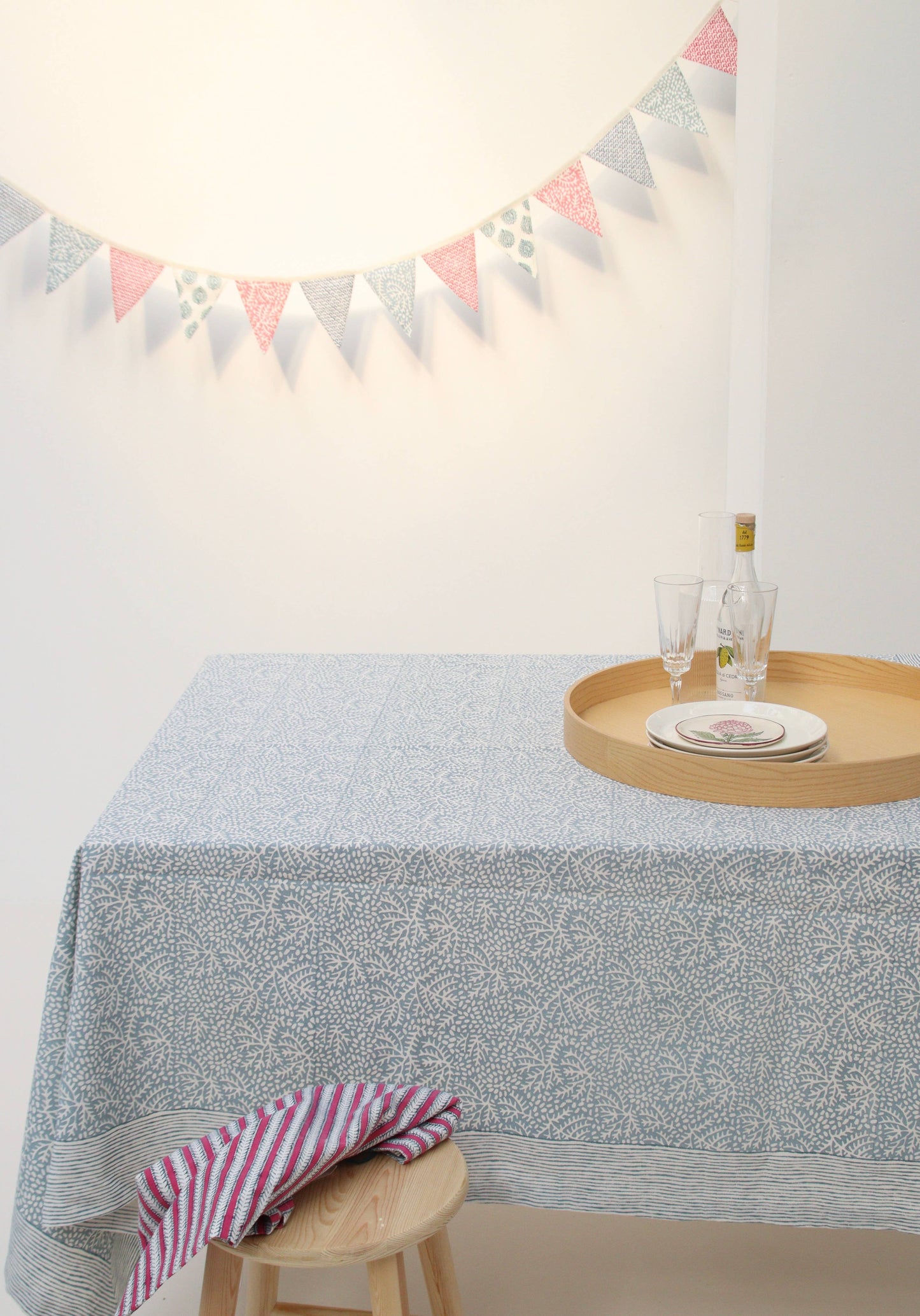 Handblockprinted tablecloth small Floral Mineral 150 x 240