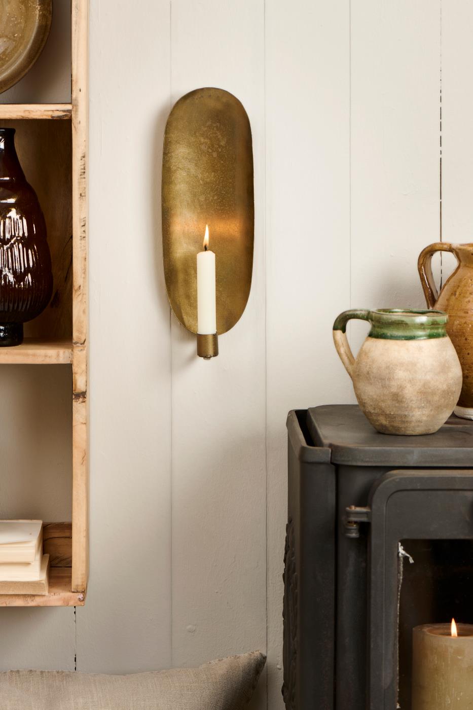 Candle holder wall f/2.2 cm candle curved backside