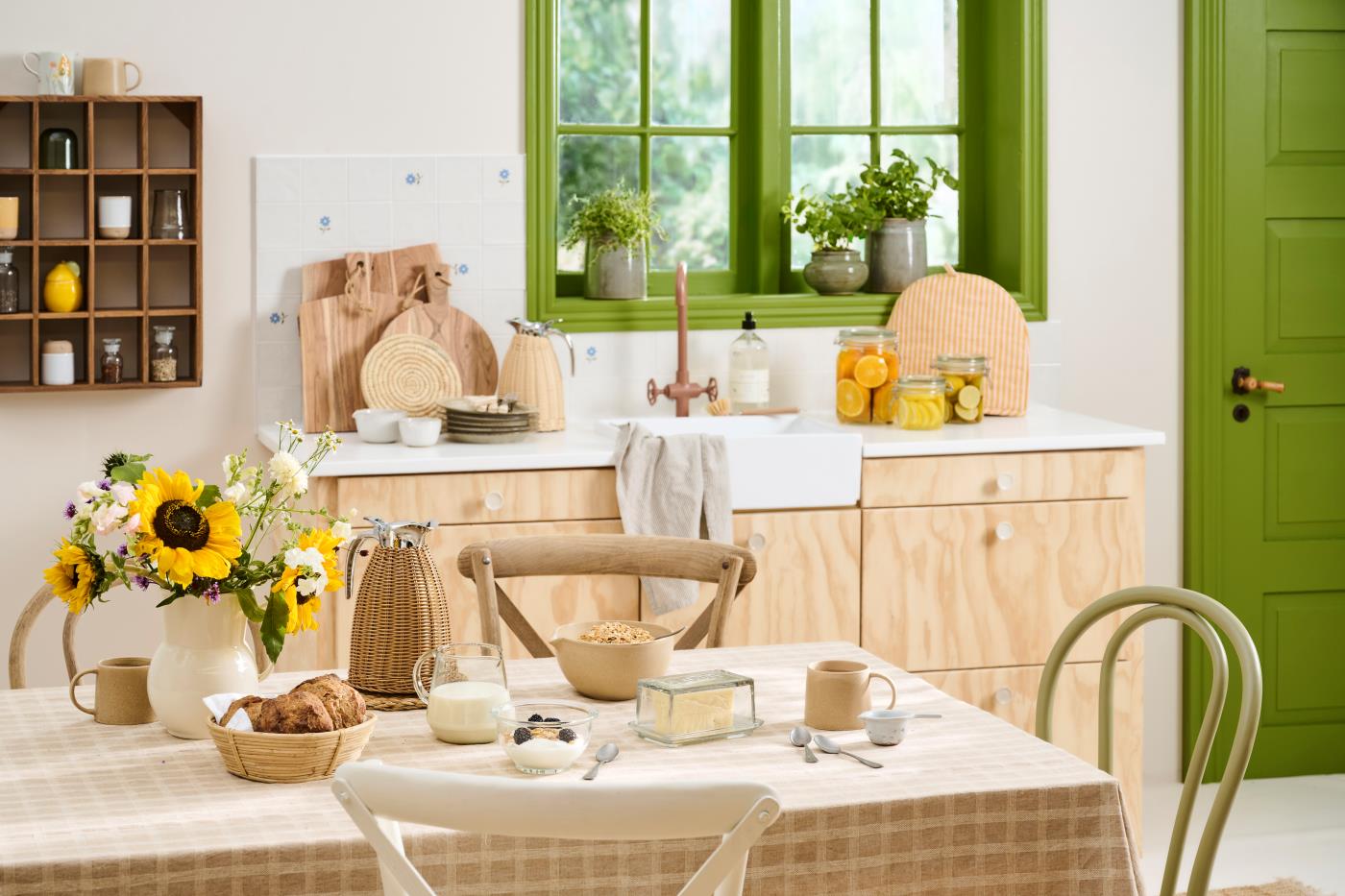 Table cloth square checkered pattern tone-in-tone natural coloured
