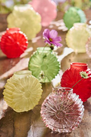Vase flower-shaped 4 asstd colours Daisy