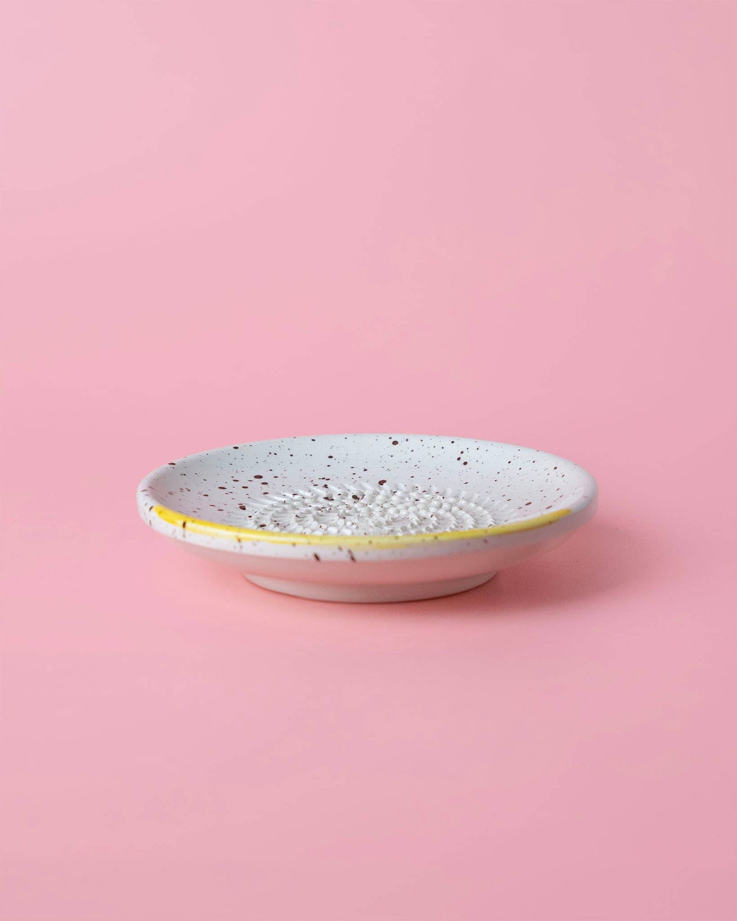 Small Ceramic Food Grater Plate / Cinnamon