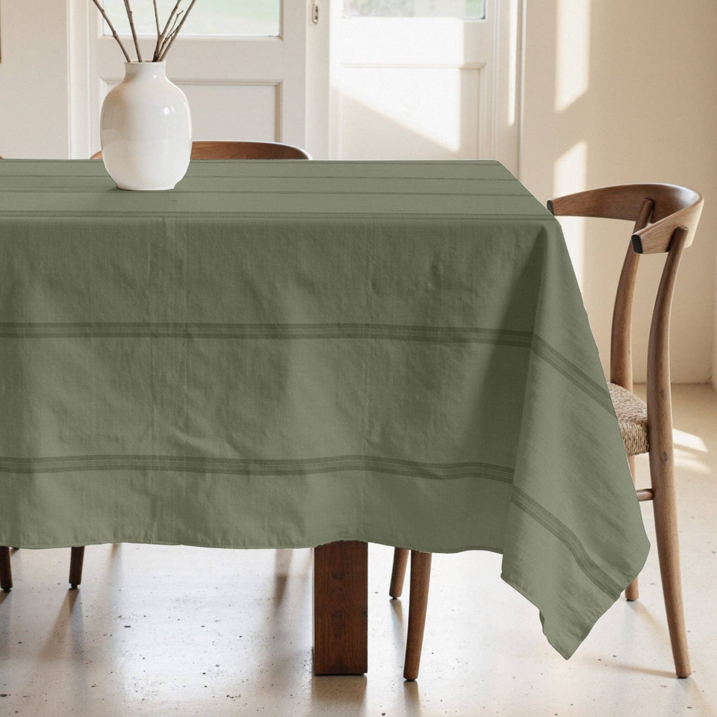 Nua Light Green 100% Cotton Stain-Resistant Tablecloth: 250x155 cm