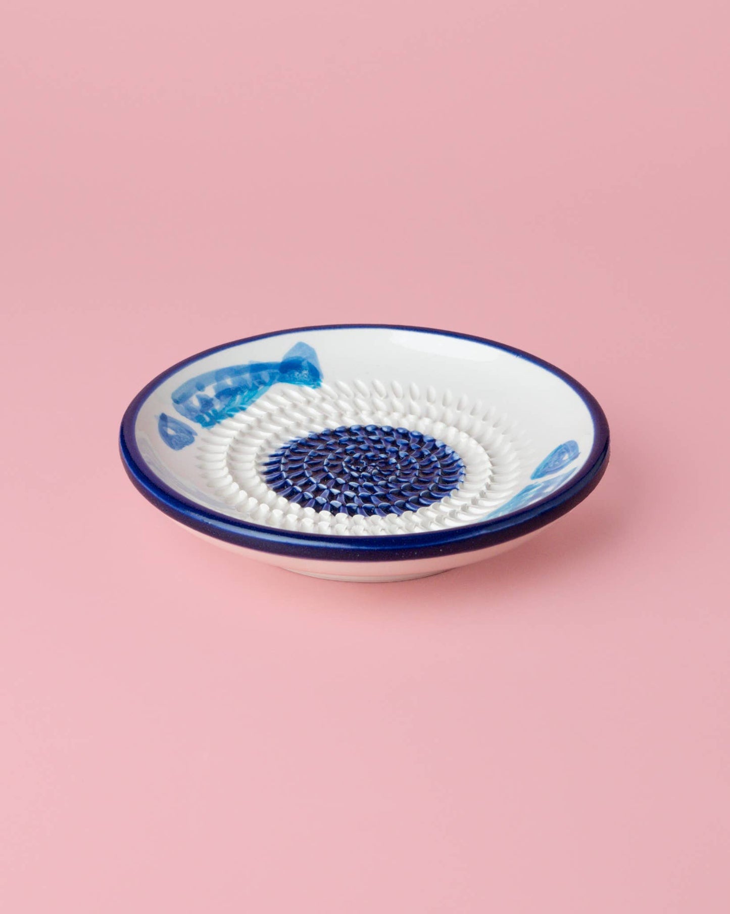 Small Ceramic Plate Food Grater / Tuna