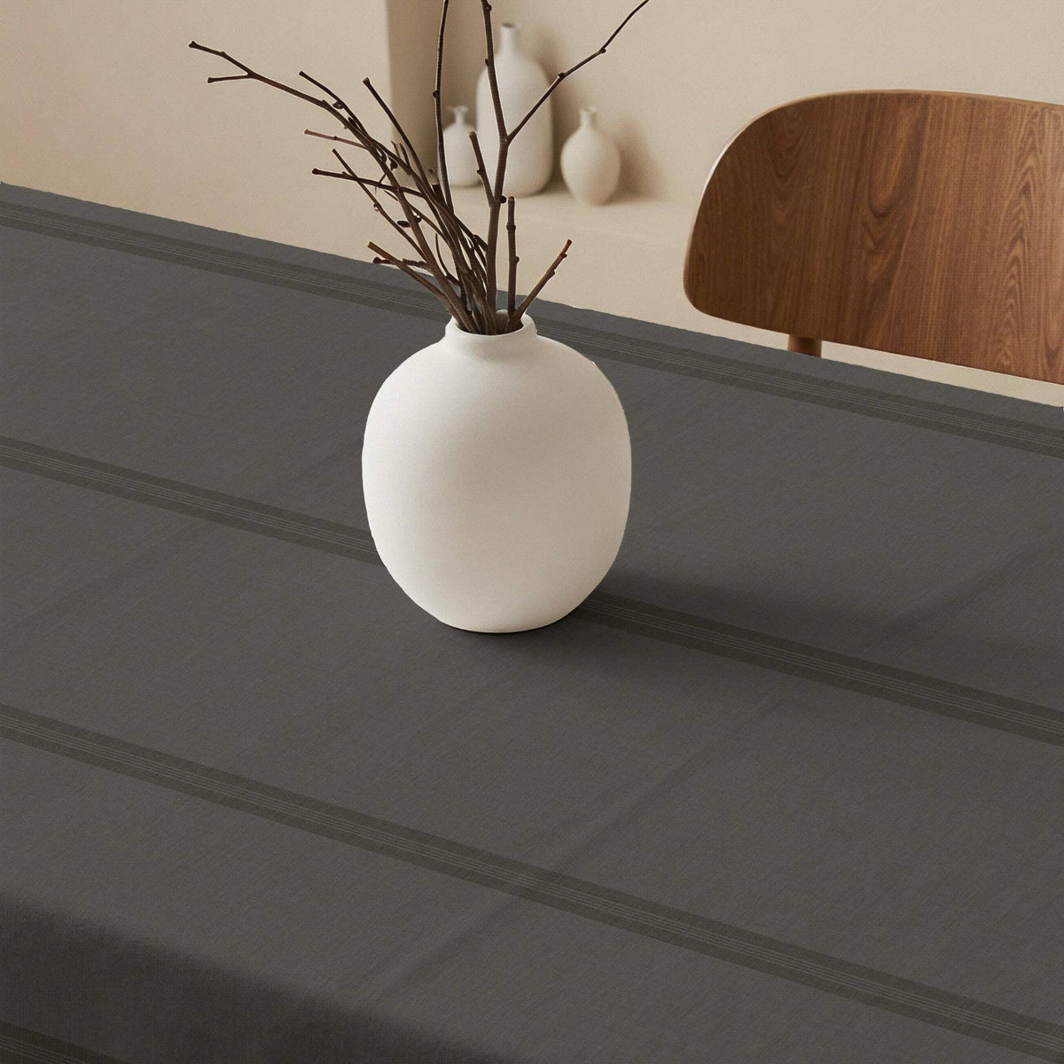 Nua Dark Brown 100% Cotton Stain-Resistant Tablecloth: 250x155 cm