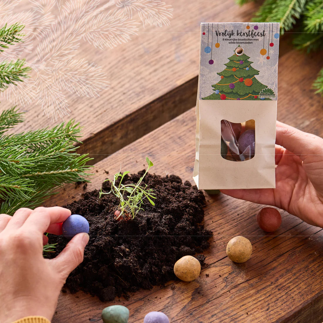 Kerstballen - kleurrijke bloemenknikkers