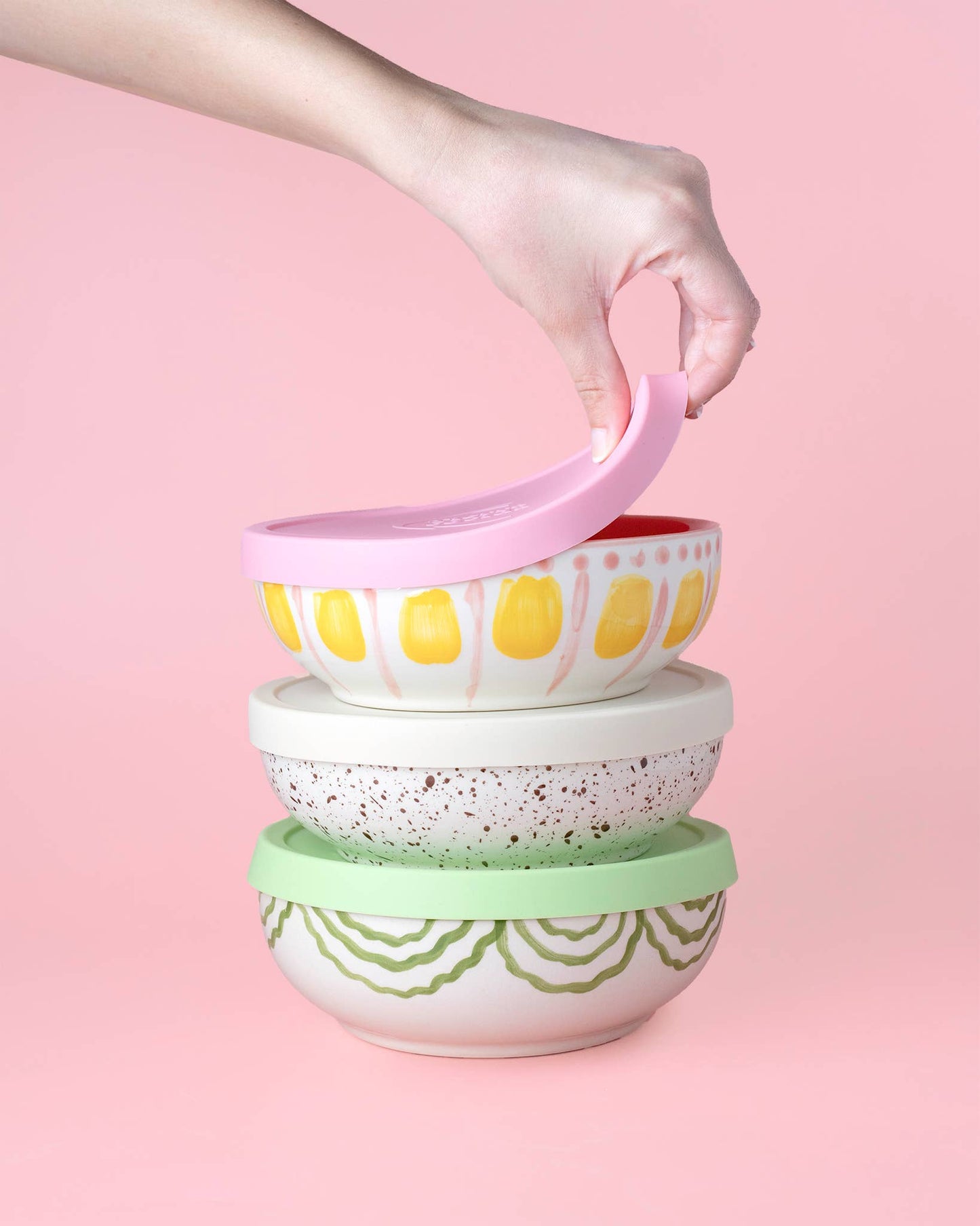 Reusable Silicone Food Covers – BPA-Free, 2 Sizes, 3 Colors: Beis / Medium