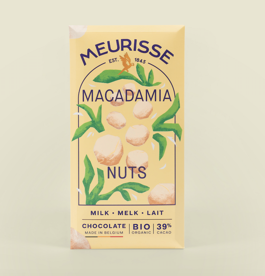 Organic Milk Chocolate with Macadamia Nuts (100g)