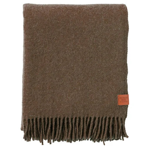 Klippan - True Walnut