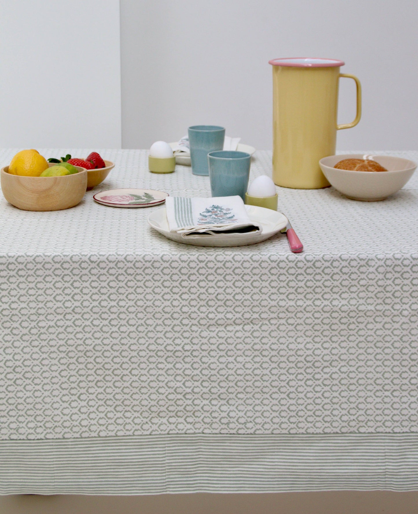 Handblockprinted tablecloth Little crown green 150 x 240