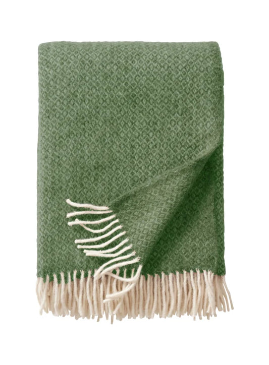 Lima bottle green, 40% alpaca & 60% eco lambswool