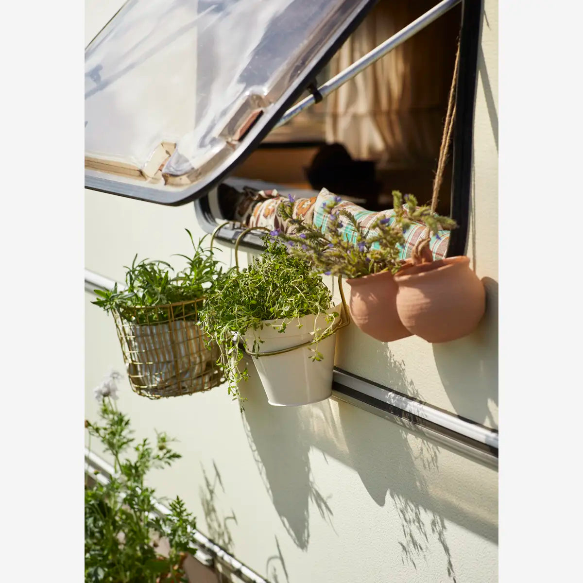 Hanging terracotta flower pots